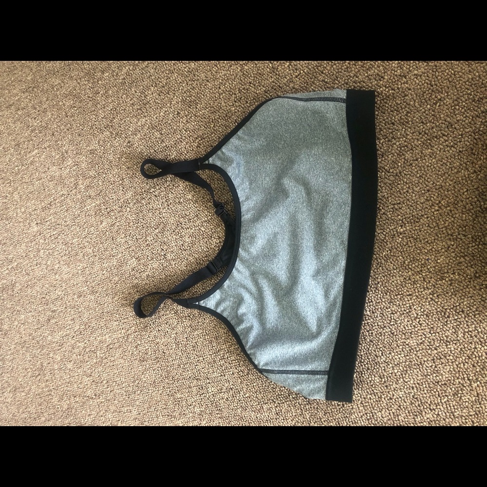 Champion Sports Bra ⭐️